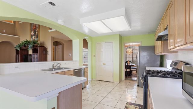 12422 Glenleigh Drive, Houston, TX 77014