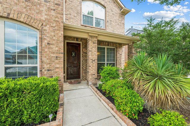 1374 Sandhurst Drive, Roanoke, TX 76262