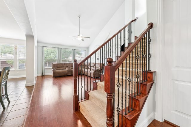 1374 Sandhurst Drive, Roanoke, TX 76262