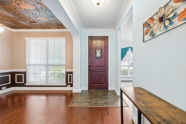 1374 Sandhurst Drive, Roanoke, TX 76262