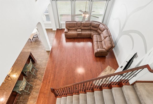 1374 Sandhurst Drive, Roanoke, TX 76262