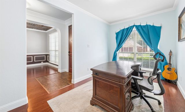 1374 Sandhurst Drive, Roanoke, TX 76262