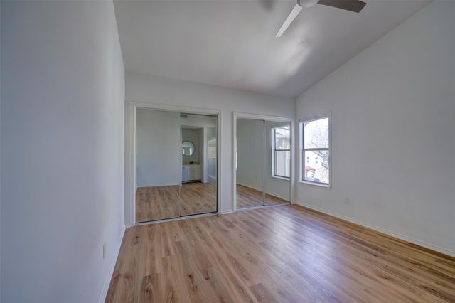 512 Eberhart LN 1403, Austin, TX 78745