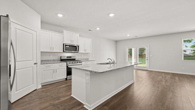 704 Hollis Avenue, Grovetown, GA 30813