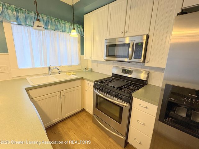 644 Jenne Street, Grand Ledge, MI 48837