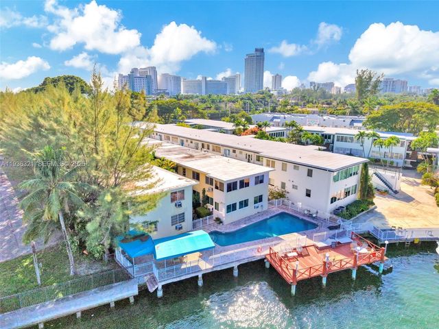 4730 Pine Tree Dr 14, Miami Beach, FL 33140