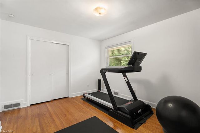 701 Longbow Road, Winston-salem, NC 27104