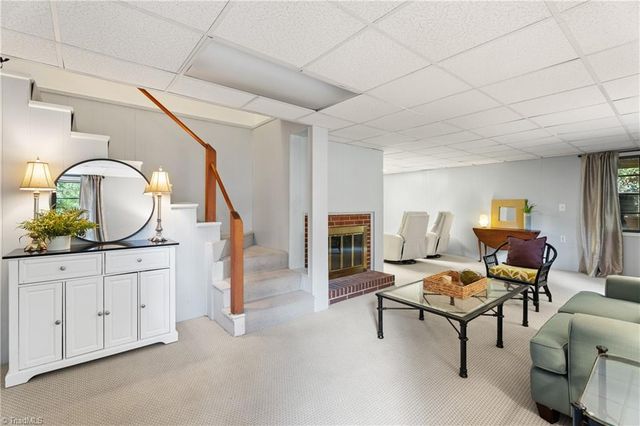 701 Longbow Road, Winston-salem, NC 27104