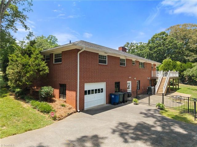 701 Longbow Road, Winston-salem, NC 27104