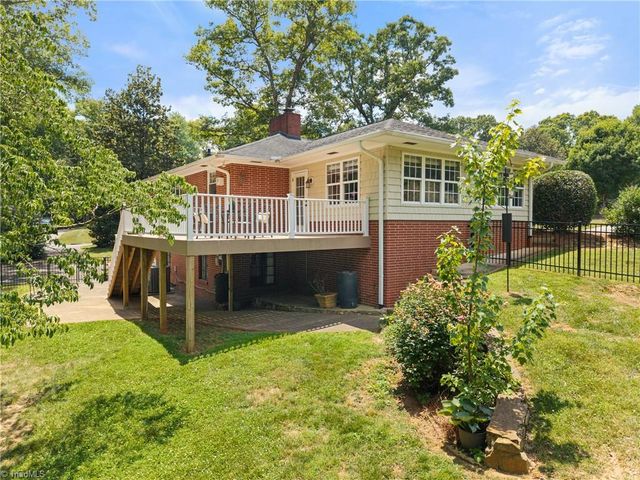 701 Longbow Road, Winston-salem, NC 27104