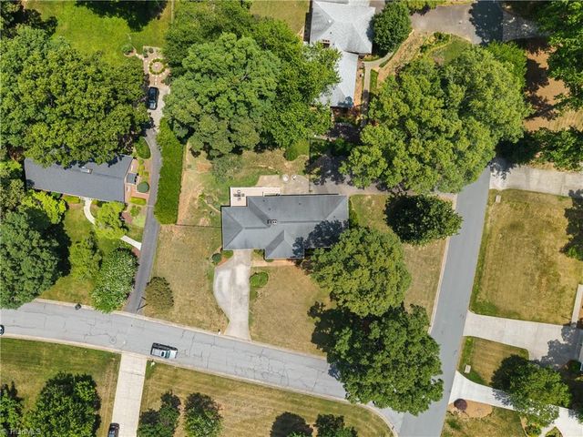 701 Longbow Road, Winston-salem, NC 27104