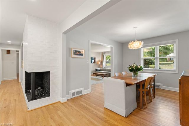 701 Longbow Road, Winston-salem, NC 27104