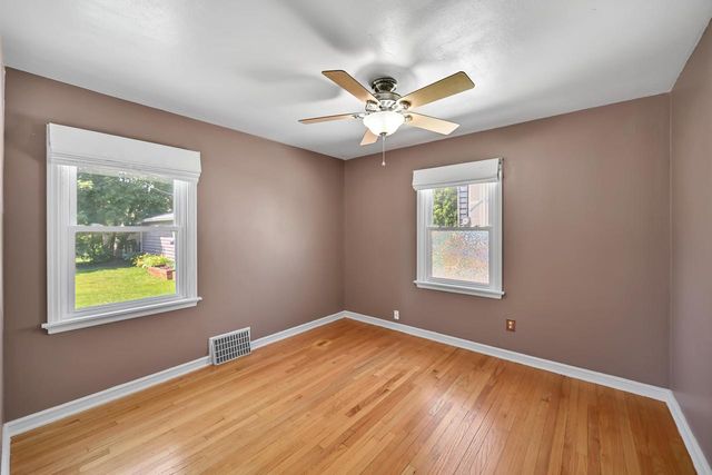 2531 N 80th STREET, Wauwatosa, WI 53213