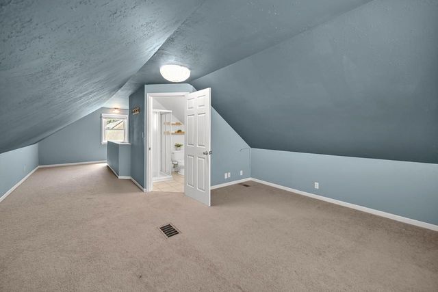 2531 N 80th STREET, Wauwatosa, WI 53213