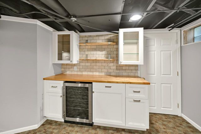 2531 N 80th STREET, Wauwatosa, WI 53213