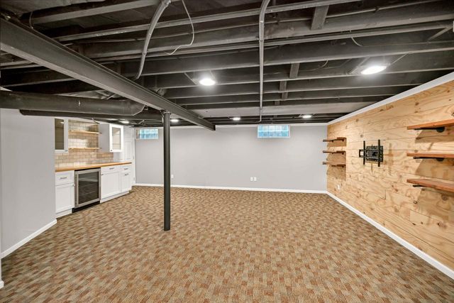 2531 N 80th STREET, Wauwatosa, WI 53213