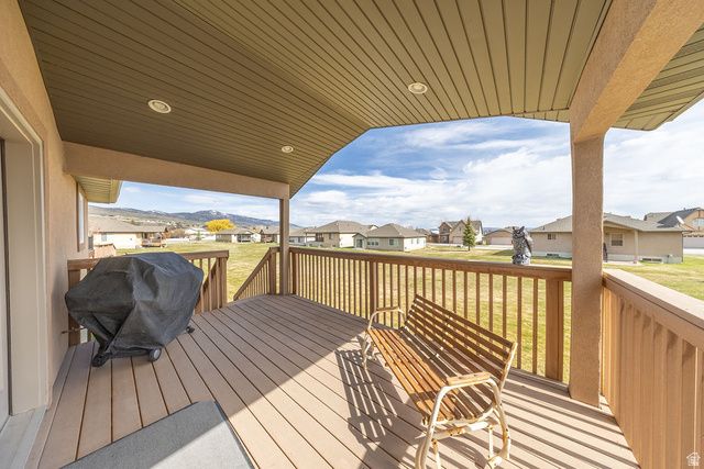 2034 S COTTAGE LN, Garden City, UT 84028