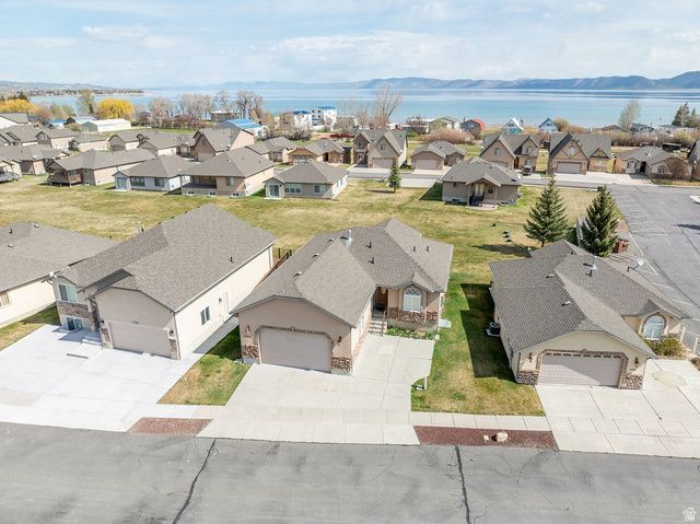 2034 S COTTAGE LN, Garden City, UT 84028