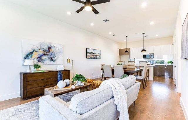 1902 N Carroll Avenue 102, Dallas, TX 75204