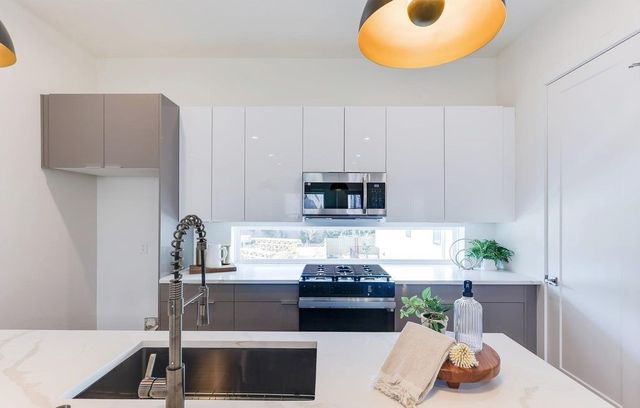 1902 N Carroll Avenue 102, Dallas, TX 75204