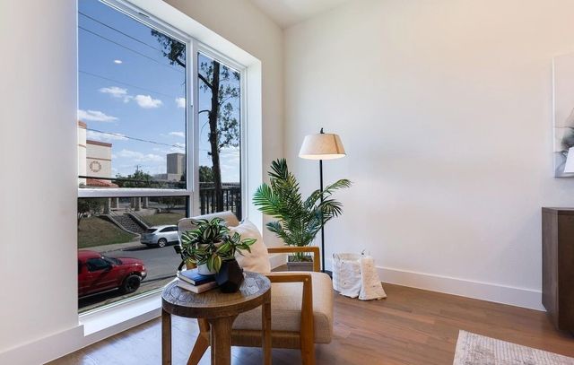 1902 N Carroll Avenue 102, Dallas, TX 75204