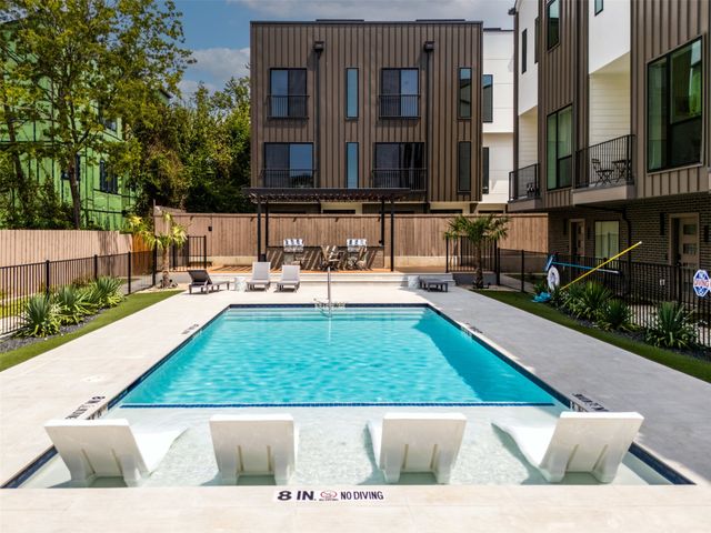 1902 N Carroll Avenue 102, Dallas, TX 75204