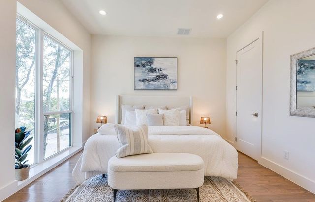 1902 N Carroll Avenue 102, Dallas, TX 75204