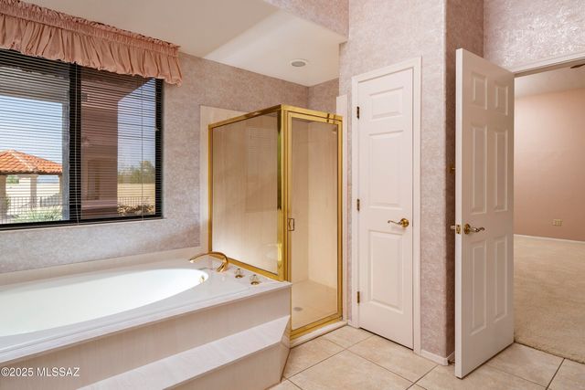 2374 E Calle Los Altos, Tucson, AZ 85718