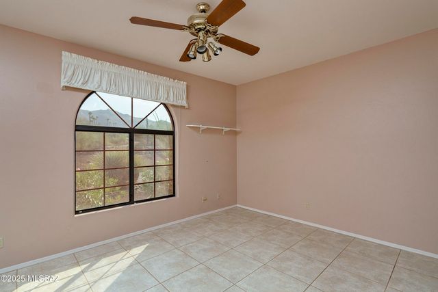 2374 E Calle Los Altos, Tucson, AZ 85718