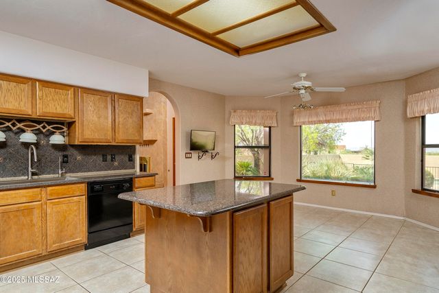 2374 E Calle Los Altos, Tucson, AZ 85718