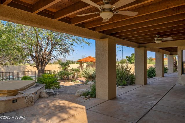 2374 E Calle Los Altos, Tucson, AZ 85718