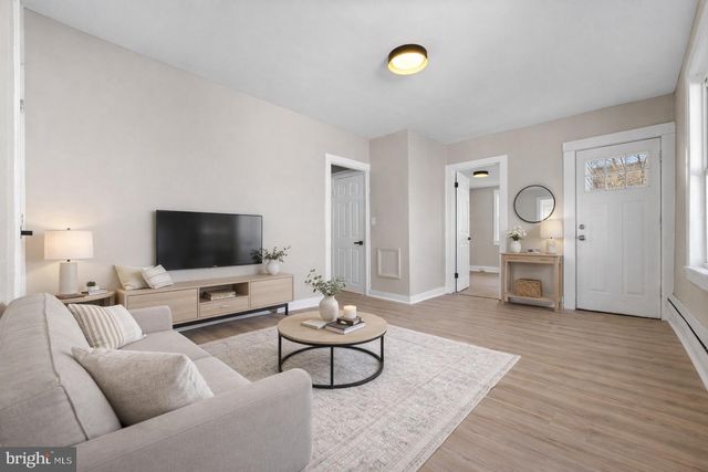 132 W CLINTON ST, Clayton, NJ 08312