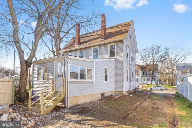 132 W CLINTON ST, Clayton, NJ 08312