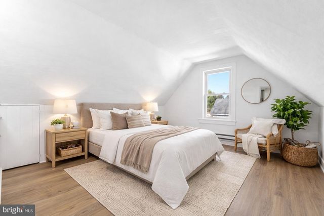 132 W CLINTON ST, Clayton, NJ 08312