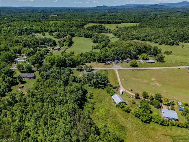 2119 Old Pipers Gap Road, Cana, VA 24317