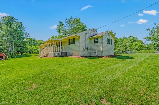 2119 Old Pipers Gap Road, Cana, VA 24317