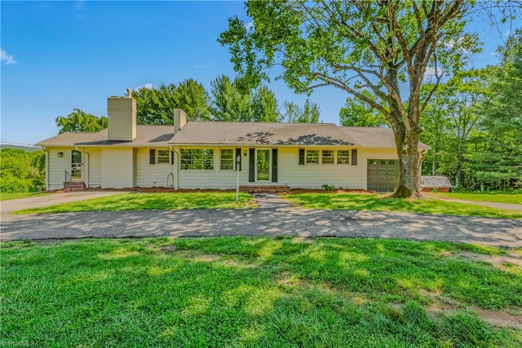 2119 Old Pipers Gap Road, Cana, VA 24317