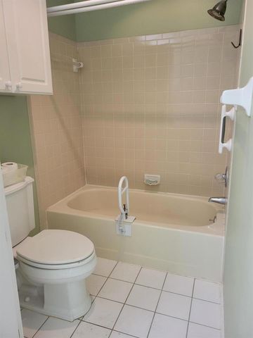 903 SE Camelot Gardens Boulevard SE, Port St. Lucie, FL 34952