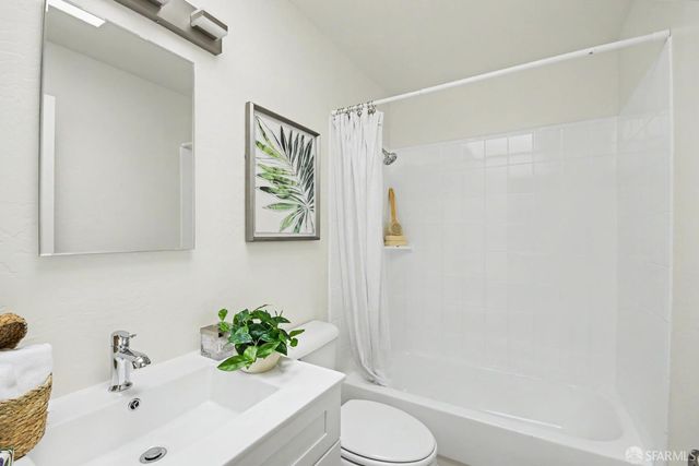 11 East Cavour Street, Daly City, CA 94014