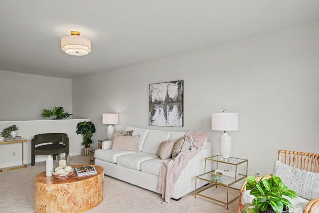 11 East Cavour Street, Daly City, CA 94014