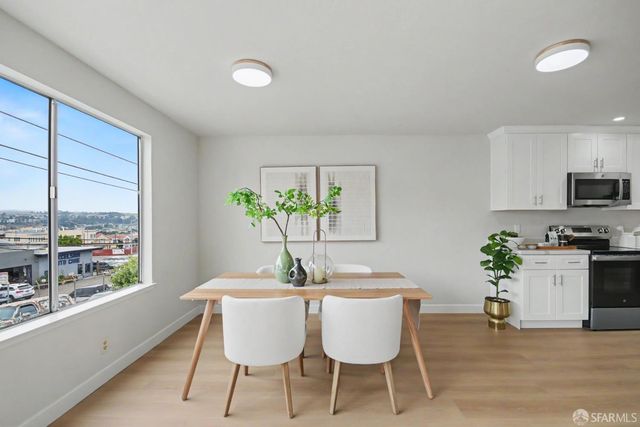 11 East Cavour Street, Daly City, CA 94014