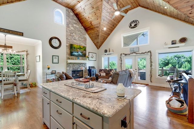 2079 Gallatin Road, Young Harris, GA 30582