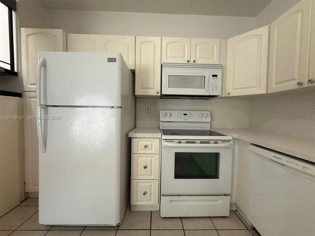 746 NW 105th Place A6, Miami, FL 33172