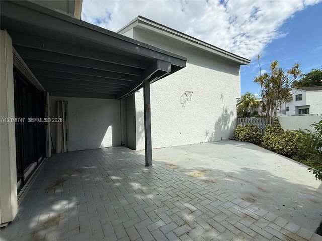746 NW 105th Place A6, Miami, FL 33172