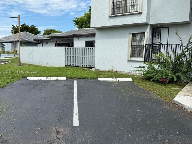 746 NW 105th Place A6, Miami, FL 33172