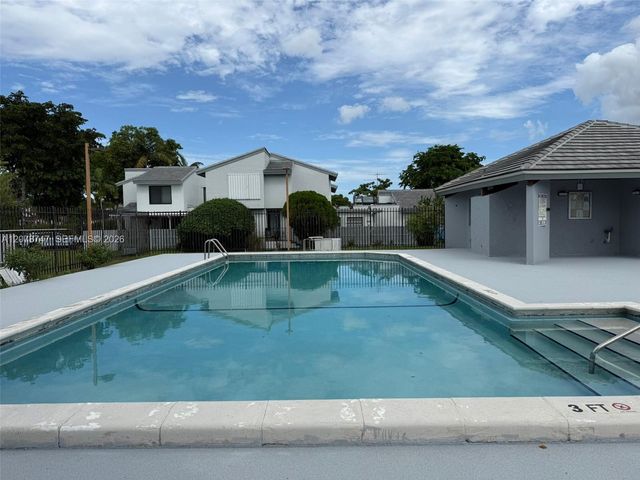746 NW 105th Place A6, Miami, FL 33172