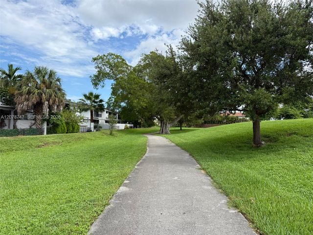 746 NW 105th Place A6, Miami, FL 33172