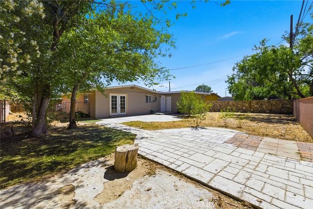 2047 W Lingard, Lancaster, CA 93536
