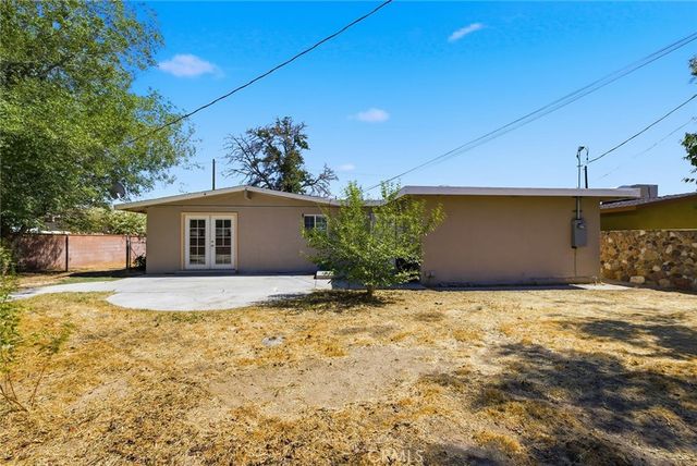 2047 W Lingard, Lancaster, CA 93536