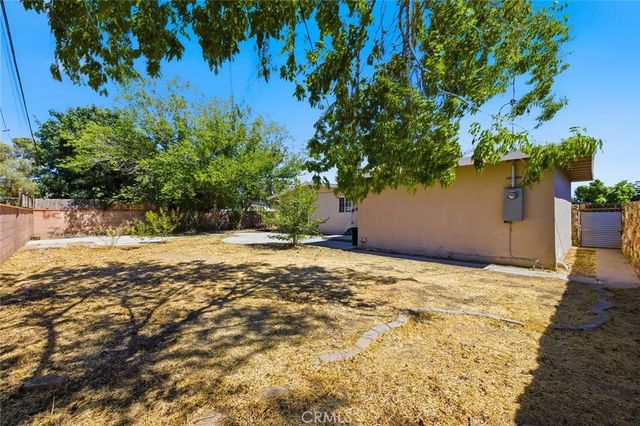 2047 W Lingard, Lancaster, CA 93536